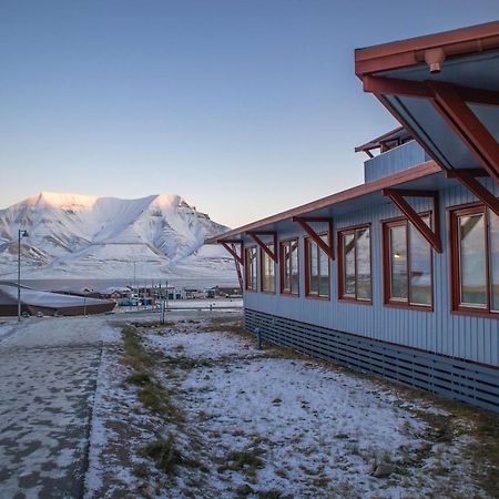 Radisson Blu Polar Hotel, Spitsbergen Лонг'їр Екстер'єр фото