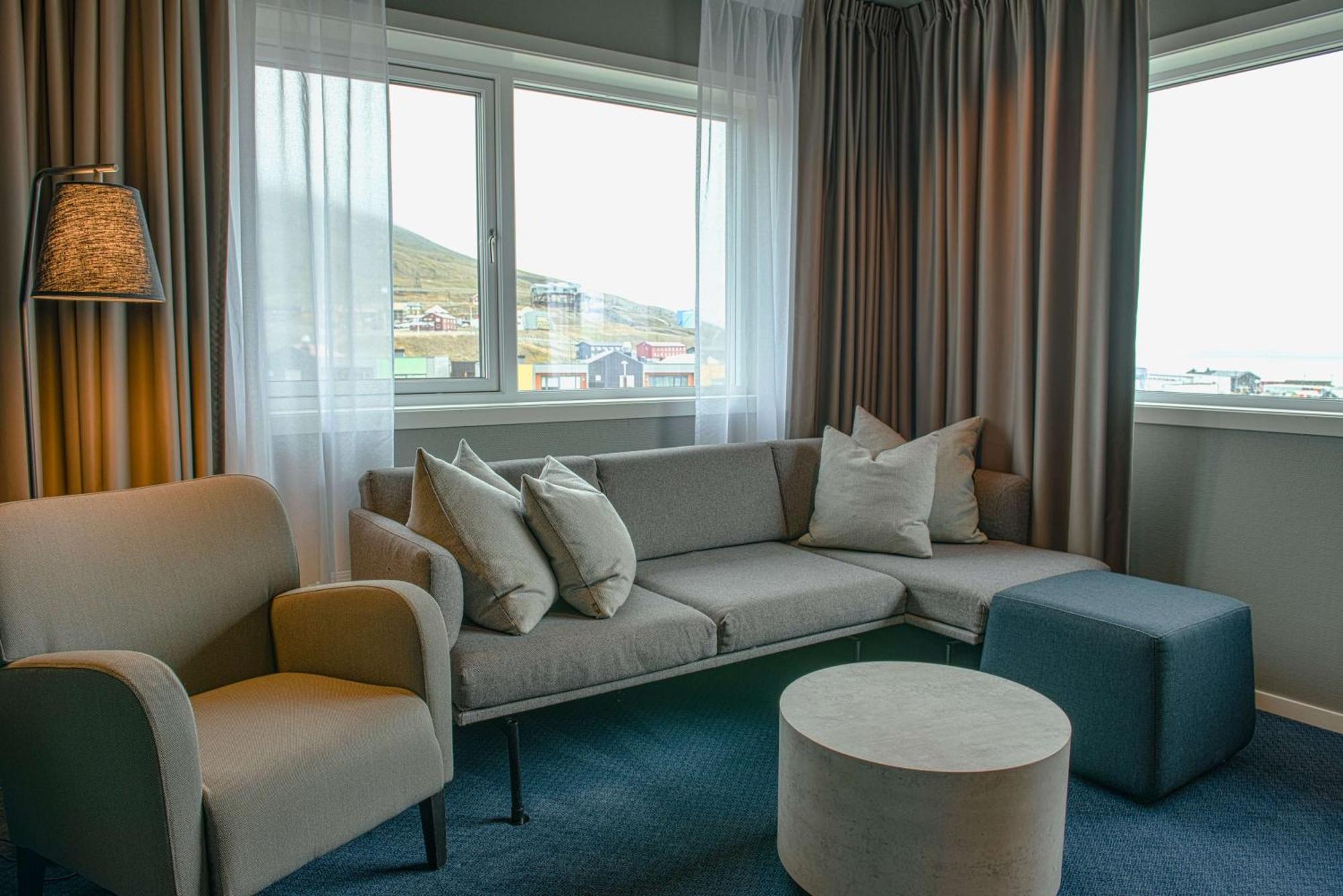 Radisson Blu Polar Hotel, Spitsbergen Лонг'їр Екстер'єр фото