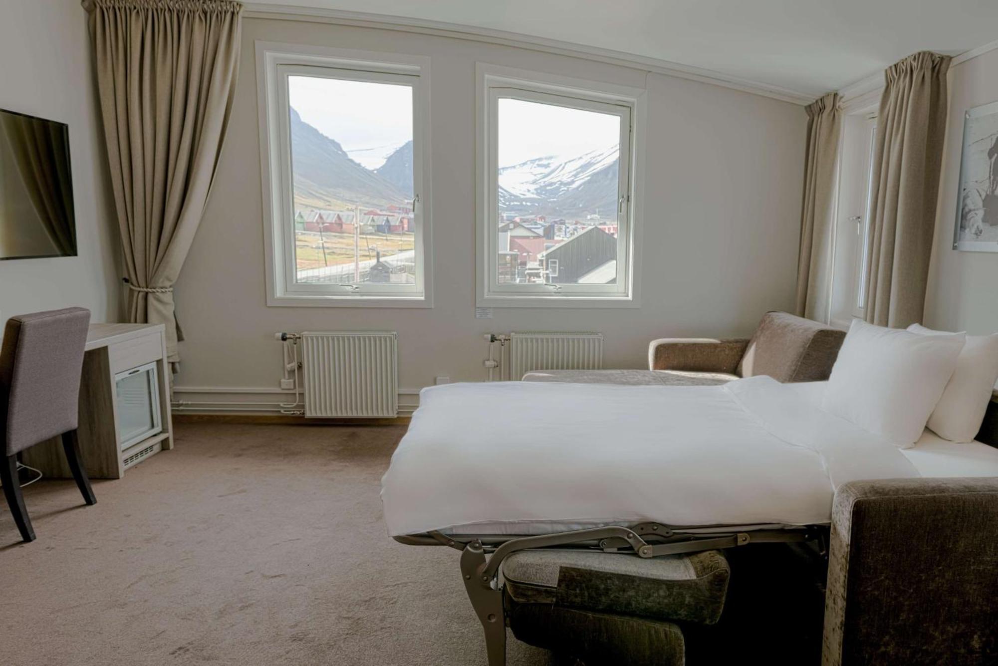 Radisson Blu Polar Hotel, Spitsbergen Лонг'їр Екстер'єр фото