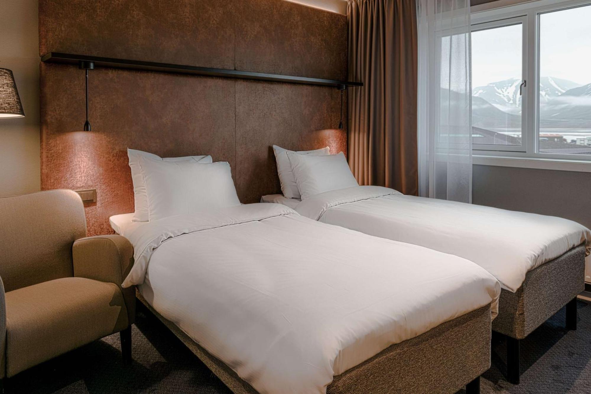 Radisson Blu Polar Hotel, Spitsbergen Лонг'їр Екстер'єр фото